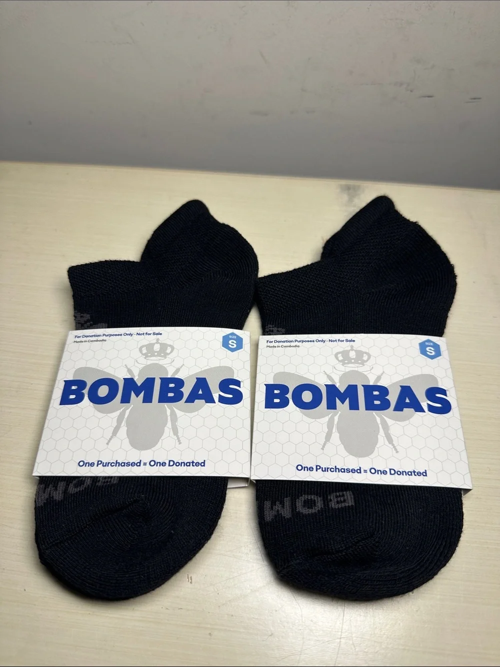 Bombas Womens new No-Show Athletic Socks - Black (2 Pack)